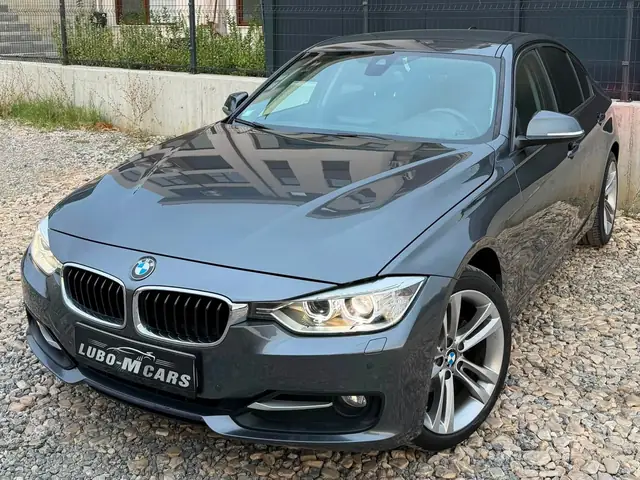 BMW 320, тъмно сив, 2014 г. – снимка от автокъщата