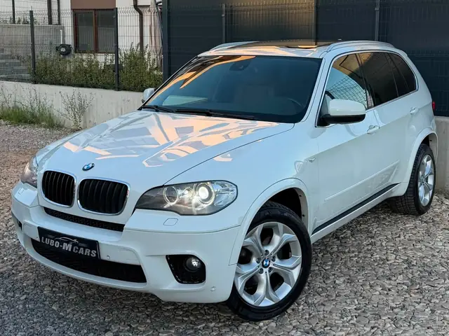 BMW X5, бял, 2012 г. – снимка от автокъщата
