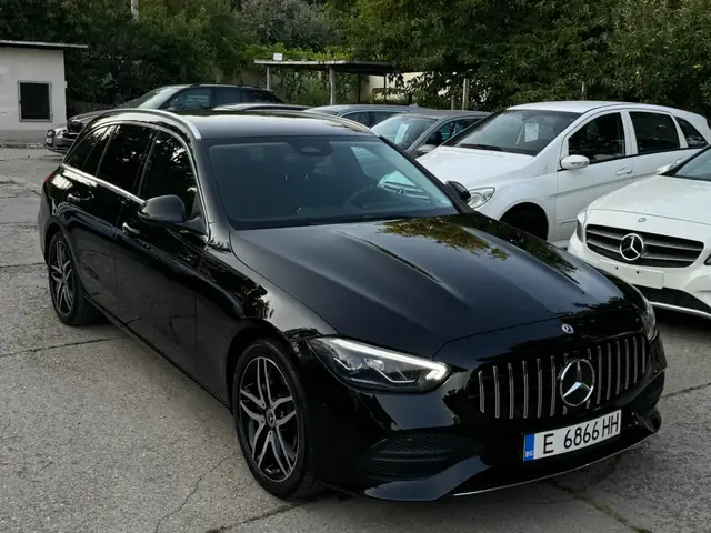 Mercedes-Benz C 200, черен, 2023 г. – снимка от автокъщата