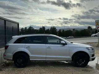 Audi Q7 2011 г., сив – снимка 4