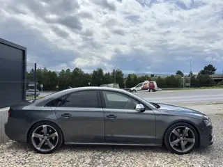 Audi S8 2015 г., тъмно сив – снимка 4
