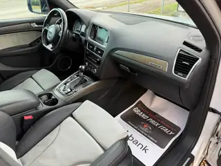 Audi SQ5 2014 г., бял – снимка 13