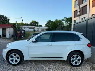 BMW X5 2012 г., бял – снимка 5