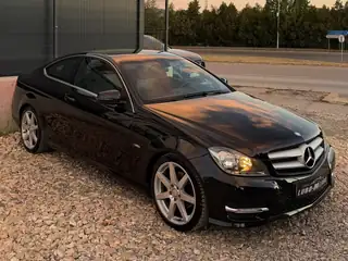 Mercedes-Benz C 220 2012 г., черен – снимка 3