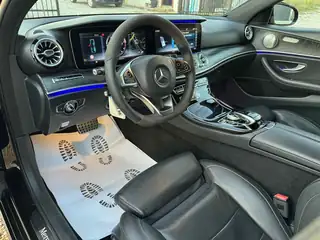 Mercedes-Benz E 220 2018 г., черен – снимка 10