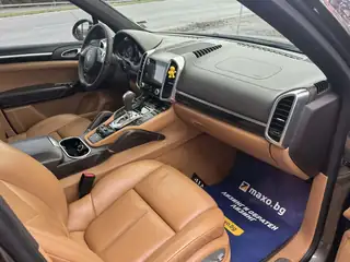 Porsche Cayenne 2013 г., кафяв – снимка 11