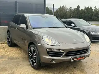 Porsche Cayenne 2013 г., кафяв – снимка 3