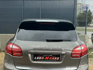 Porsche Cayenne 2013 г., кафяв – снимка 7