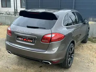 Porsche Cayenne 2013 г., кафяв – снимка 8