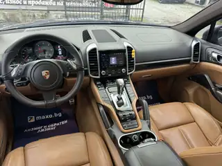 Porsche Cayenne 2013 г., кафяв – снимка 10