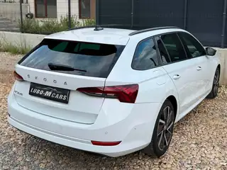 Skoda Octavia 2021 г., бял – снимка 9