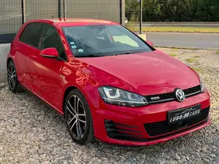 VW Golf 2015 г., червен – снимка 3