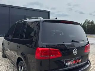 VW Touran 2013 г., черен – снимка 6