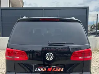 VW Touran 2013 г., черен – снимка 7
